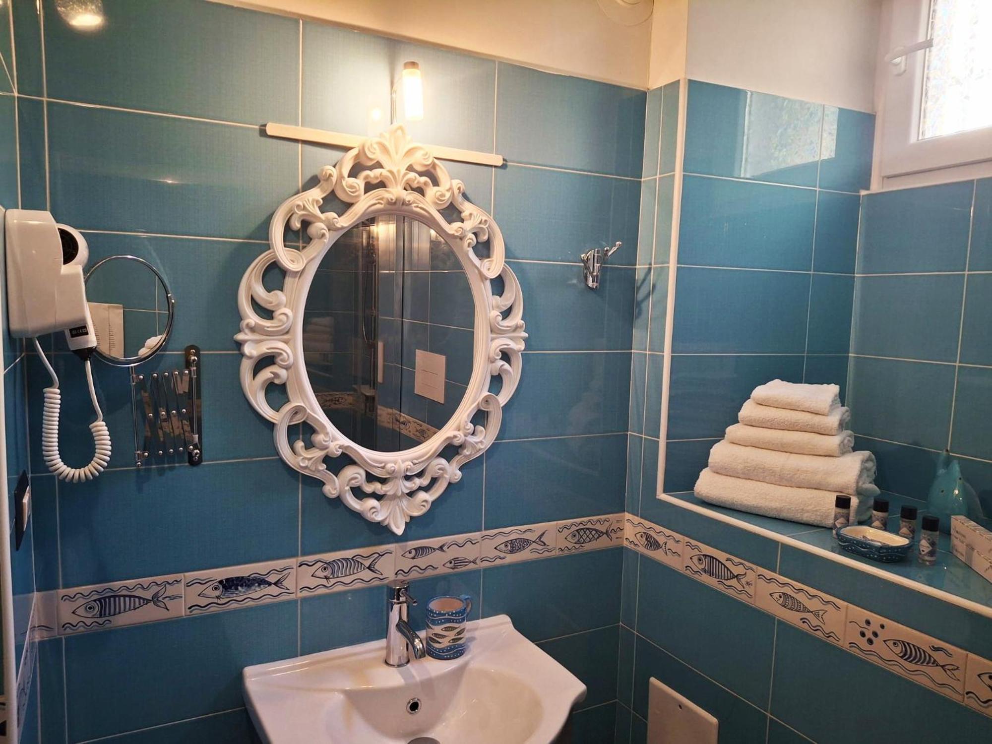 Inn Alta Marea Salernes Extérieur photo