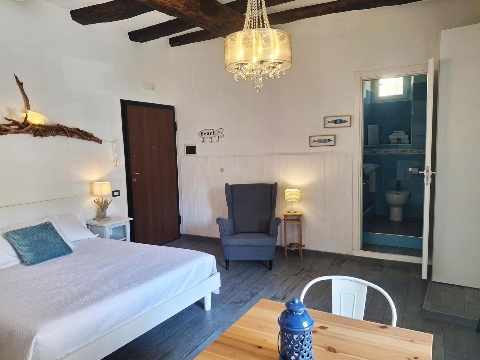 Inn Alta Marea Salernes Extérieur photo