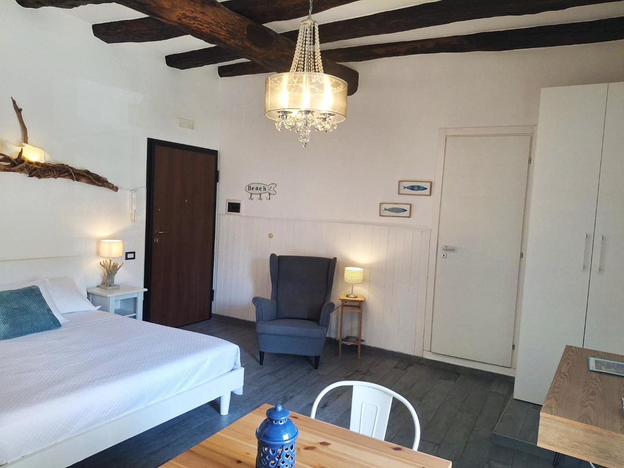 Inn Alta Marea Salernes Extérieur photo